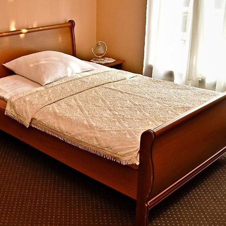 Pensjonat Zacisze Plewiska Room photo